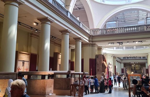 Private 2 Day Tours to (Pyramids, Egyptian Museum and Alexandria)