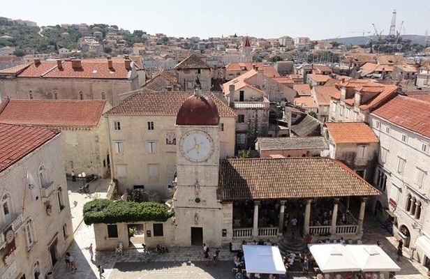 From Split: Small Group Tour of Trogir Old town