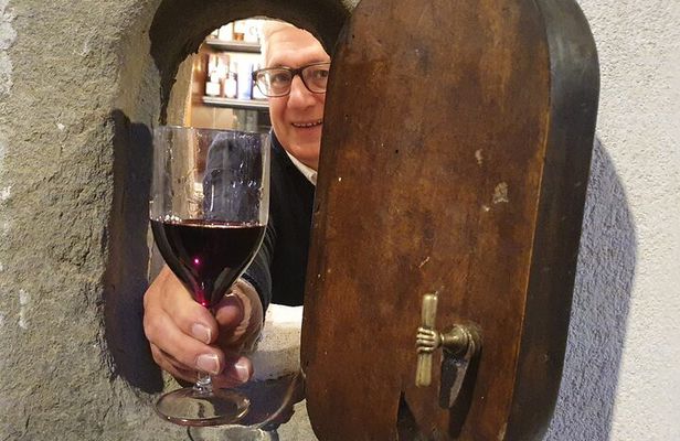 Food Tour Through the Streets of Florence