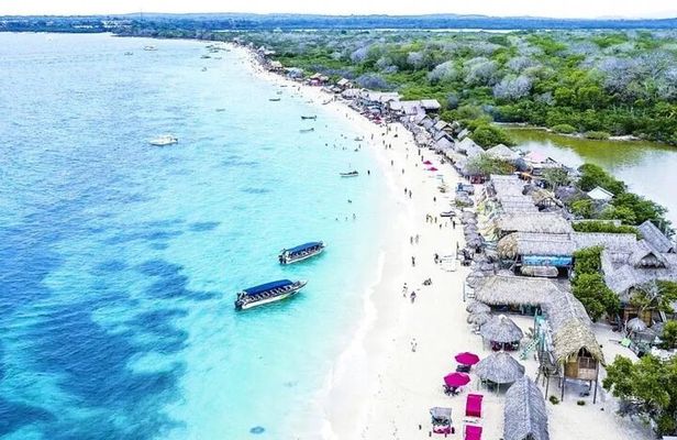 5. Transportation to AVIARIO and PLAYA BLANCA Private