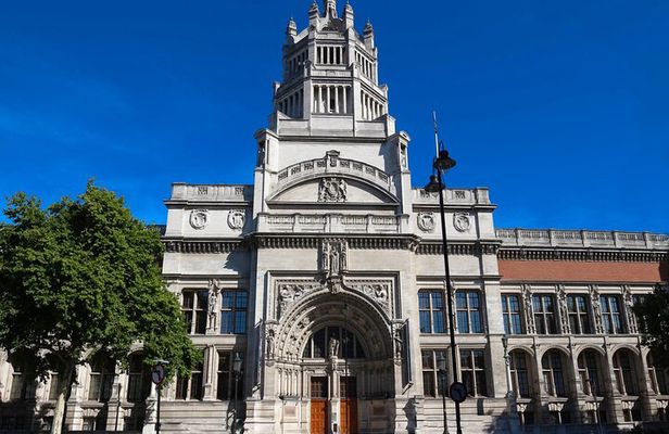 V&A Victoria and Albert Museum Guided Tour in South London