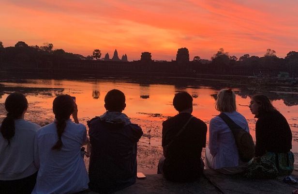 Angkor Wat Sunrise, Top 4 Temples and a Tranquil temple