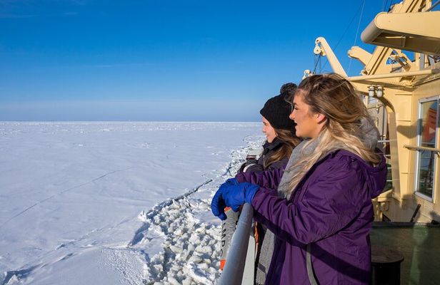 Icebreaker Sampo Cruise with transfer from Kemi