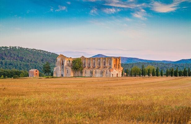 Tuscany's hidden gems: San Gimignano, Volterra, St Galgano Abbey