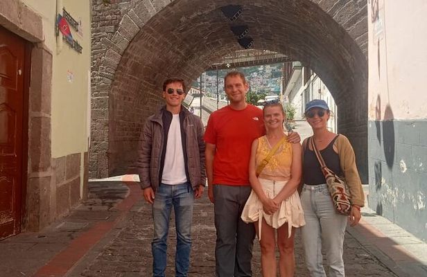 Private Day Tour in the City of Quito with Transportation
