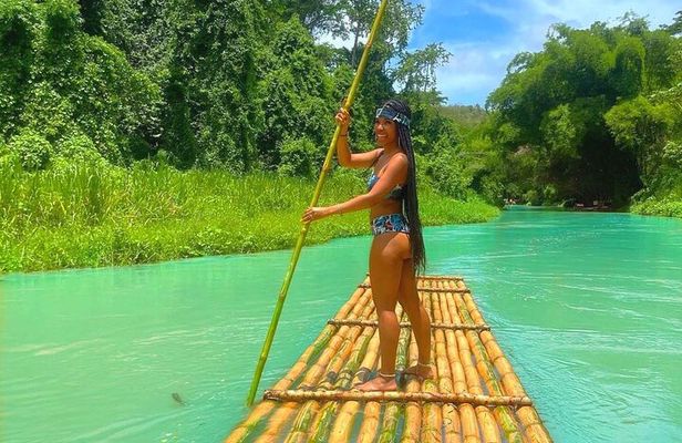 Half Day Private Tour to Martha Brae Rafting and Luminous Lagoon