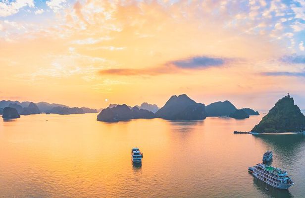 Ha Long Bay With A Private Cruise For A Full Day Tour From Hanoi