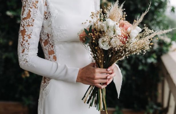 Paris 1e: 3 Hour Wedding Bouquet Private Workshop