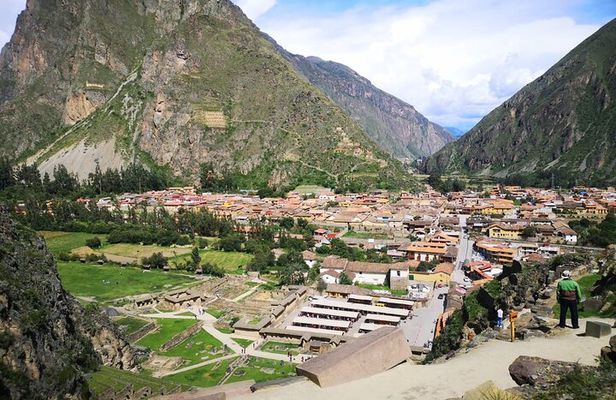 Sacred Valley Tour with Mara Moray and Lunch included Full Day