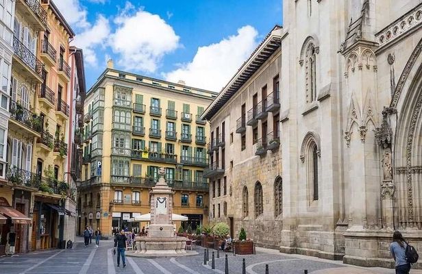 Private Bilbao City Walking Tour