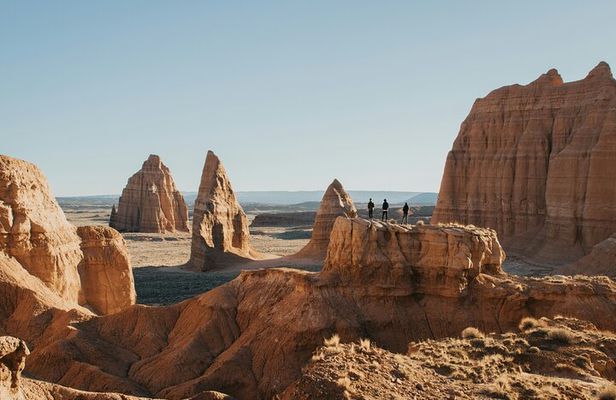 Capitol Reef Full Day Private Tour and Hike