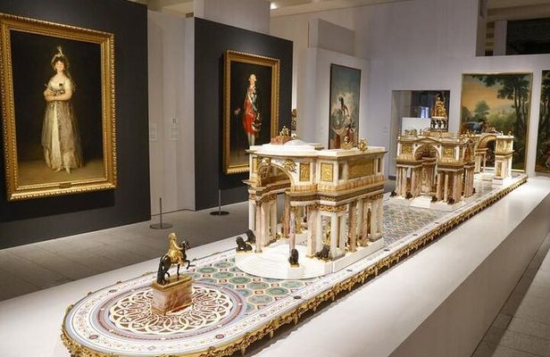 Gallery of the Royal Collections with option to visit the Royal Palace