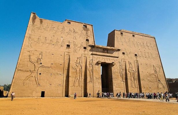 Edfu and Kom Ombo Day Tour with Aswan Transfer from Luxor