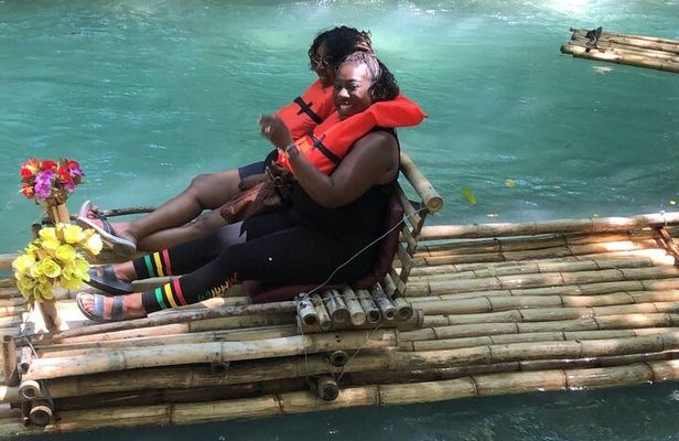 White River Bamboo River Rafting at Calypso Rafting in Ocho Rios