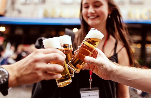 Entertaining Brewery Tour: Feel Good Package including local beer