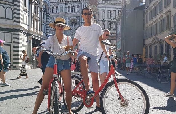 Bordeaux Private Bike or eBike Tour | Top Rated | Local Guides