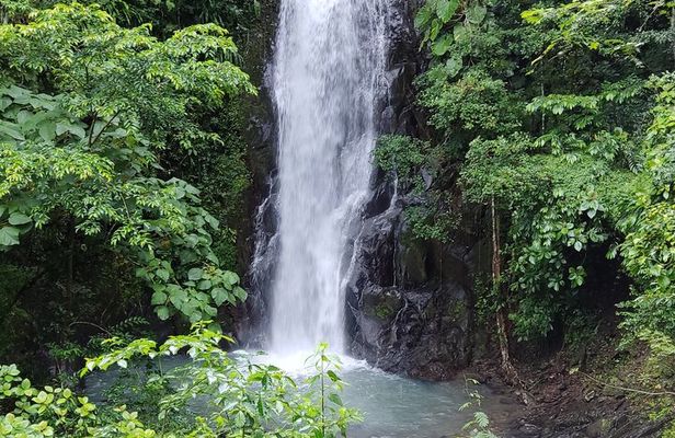 Tour Guiado por Saltos de Filipina en Sora desde Ciudad Panamá