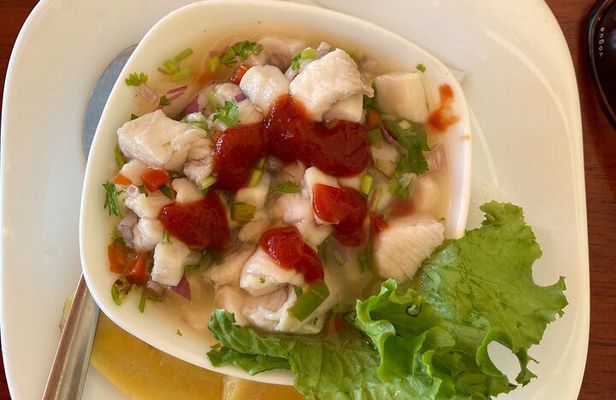 Private Authentic Food Tour in San José