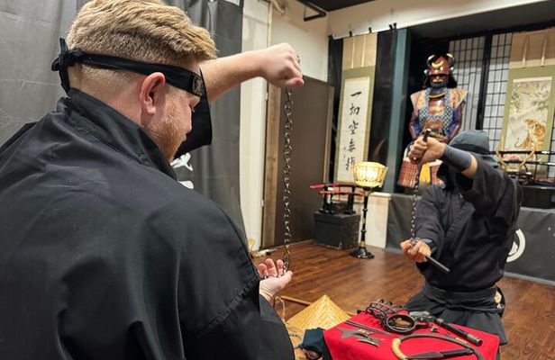 Samurai & Ninja Supreme: Hands-on Legacy Experience, Tokyo 80 min