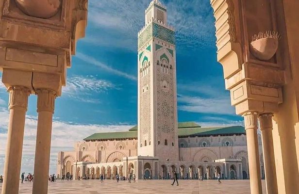 Relaxed 7-Day Tour: Casablanca, Essaouira, Agafay & Marrakech