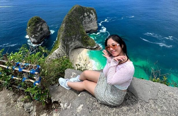 One Day Trip Nusa Penida Bali with All Inclusive