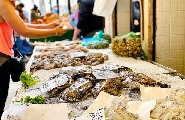 Venetian Cicchetti Street Food and Sightseeing Walking Tour