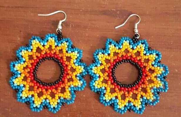Create your craft: learn and create your own traditional jewelry