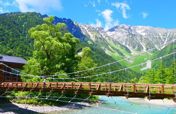 From Takayama: Alpine Splendor - Shinhotaka Ropeway and Kamikochi