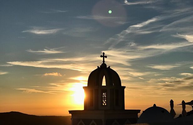 Private Santorini Tour: The Highlights Luxury Vehicle