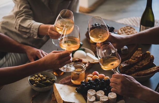 Private premium wine tasting and tapas 