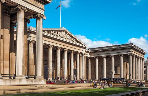 Marvels at the British Museum: Rosetta Stone, Parthenon, Mummies