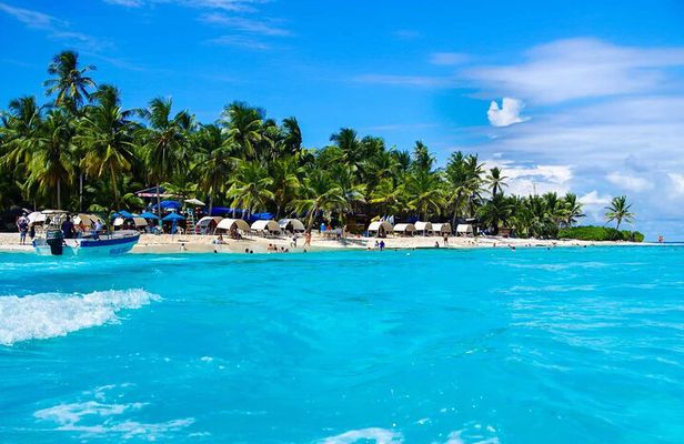 Johnny Cay and Aquarium Tour in San Andres with or without lunch