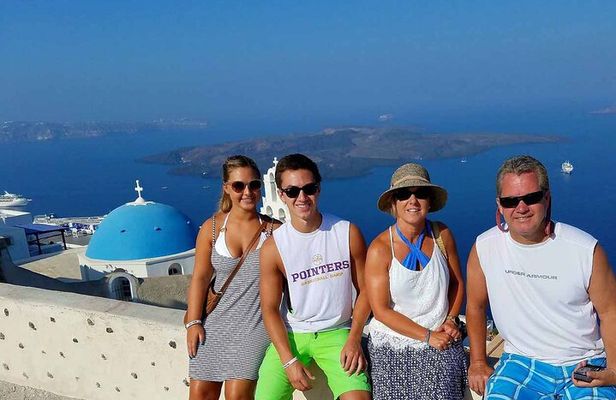 Santorini Highlights: 5-Hour Private Tour with Wine-Tasting