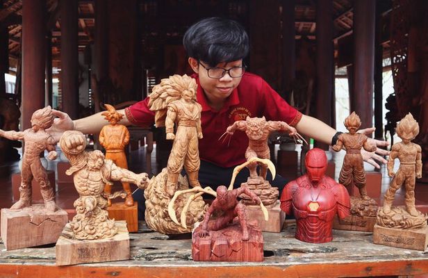 Hoi An Wood Carving: Create Your Art Wood with Master Artisan