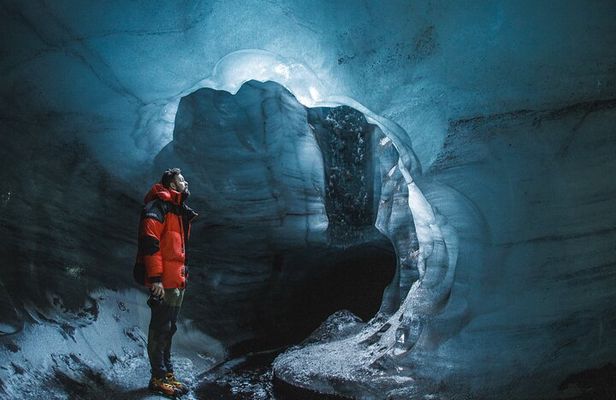 Private Katla Ice cave and South Coast with photos
