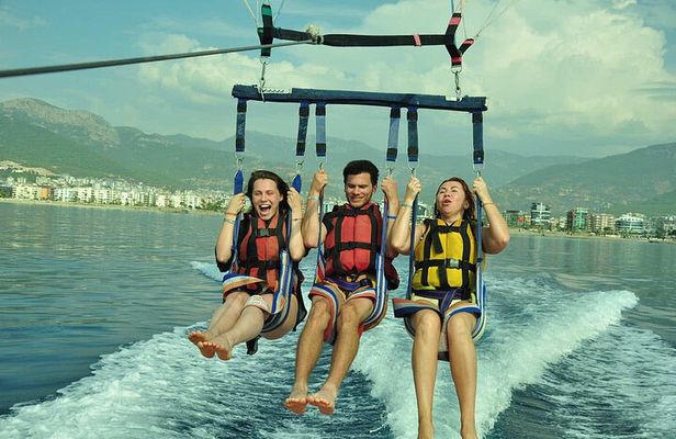 Small Group Parasailing Adventure in Alanya