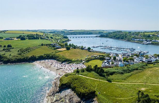 Electric Bike Tour of Kinsale with Expert Local Guide