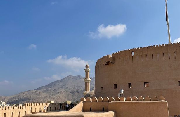 AMOUAGE: Full Day Private Tour to Nizwa and Jebel Akhdar