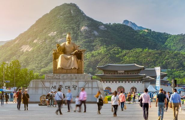 Max Out Seoul: Must Visit City Highlights Panoramic Day Tour
