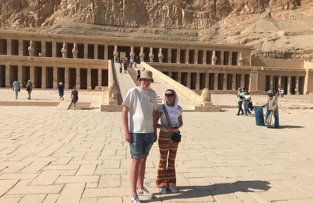 Luxor Full-Day/ West Banks and Karnak and Luxor (private)