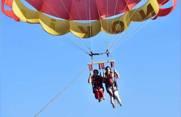 Adventure in Parasailing with a Private Transfer from Hurghada