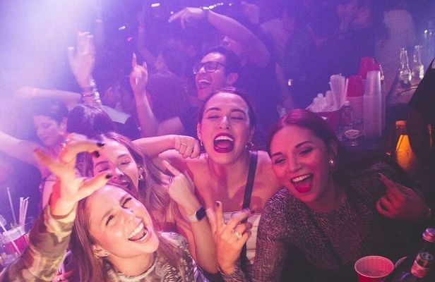 A night in Medellin with Rooftops and Nightclubs of El Poblado