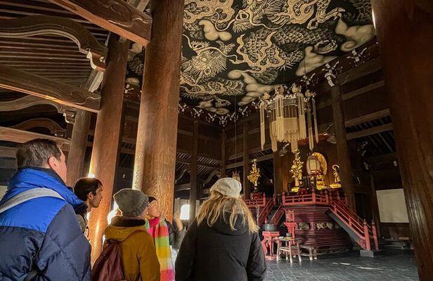 Kiyomizu Temple and Backstreets of Gion, Half Day Group Tour