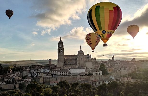Balloon Rides in Segovia with Optional transportation from Madrid