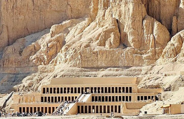 Private tour: Luxor& karnak Temples , valley of the kings & More