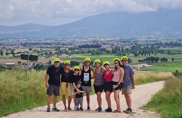 Bevagna E-Bike & Wine Tour 