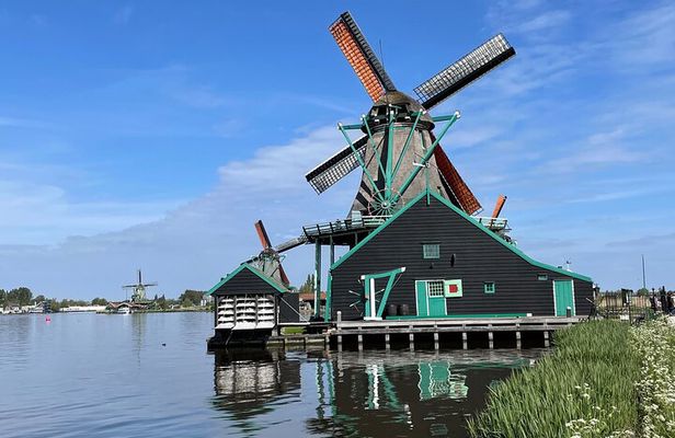 Private Guided Highlights of Holland Tour with Cheese Tasting