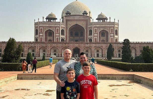 Private Half Day Delhi City Tour(Excellent Badge)