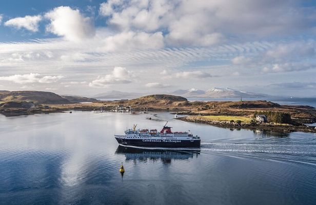 Scottish Highlands & Oban Private Day Tour with Scottish Local