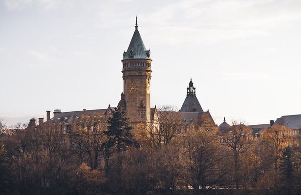 2h customized private Tour of Luxembourg